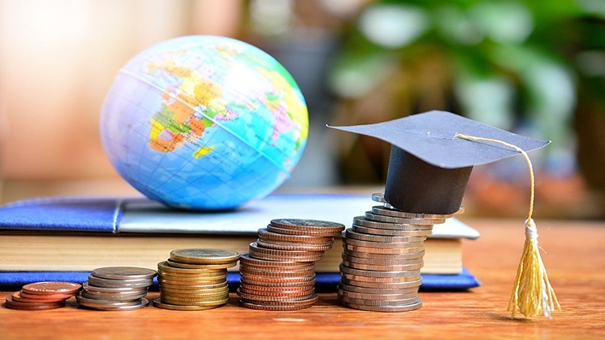 best-time-to-apply-for-a-scholarship-for-study-abroad